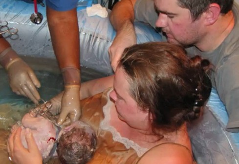 水中分娩并非人人适宜